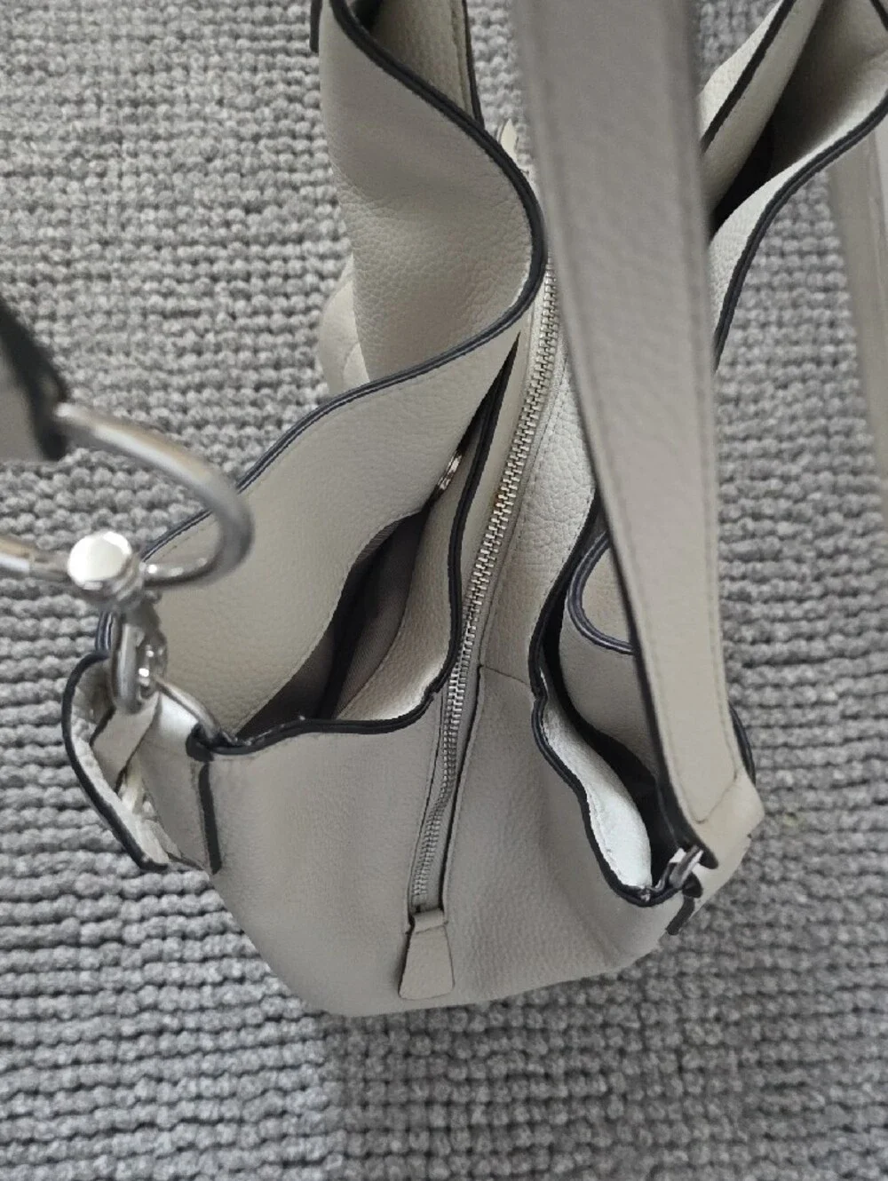 Vince Camuto Jody Hobo Bag